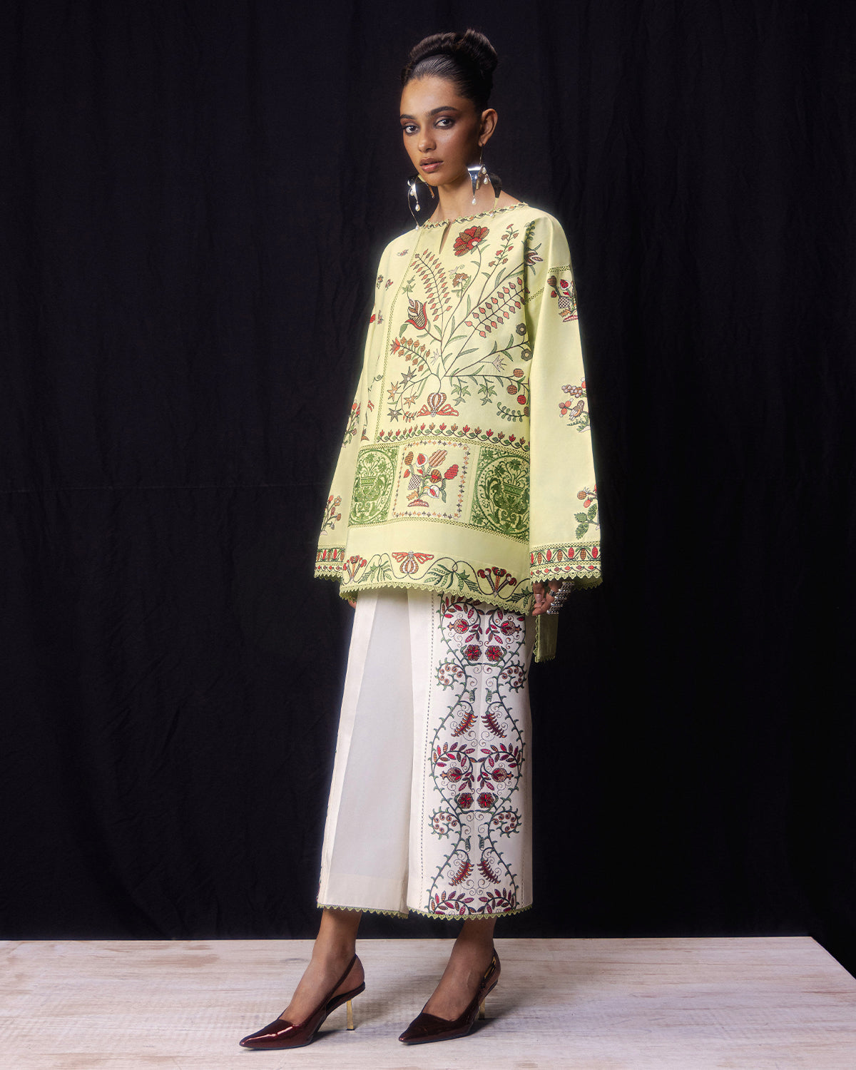 Jugnu | Pret SS26 | Juhi - by Libasekhas UK - Registered Vendor of : Jugnu - 100% Original Designer Dress