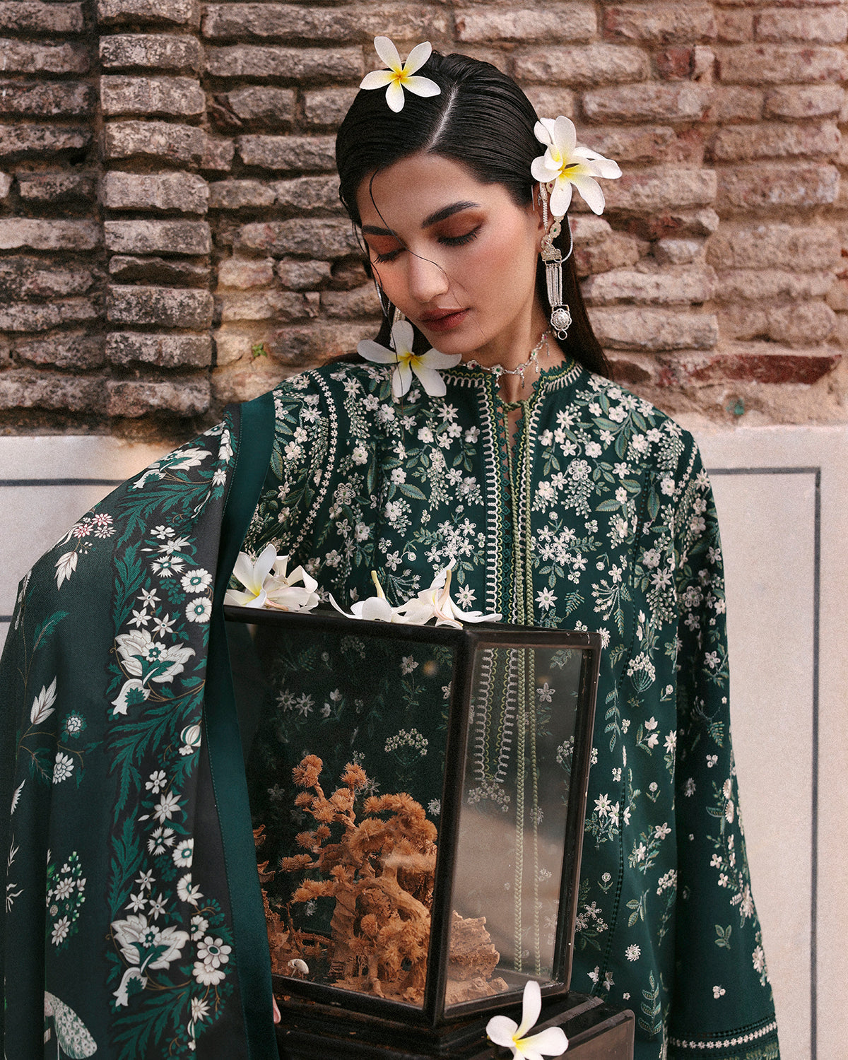 Jugnu | Khaddar 25 | Bita - by Libasekhas UK - Registered Vendor of : Jugnu - 100% Original Designer Dress