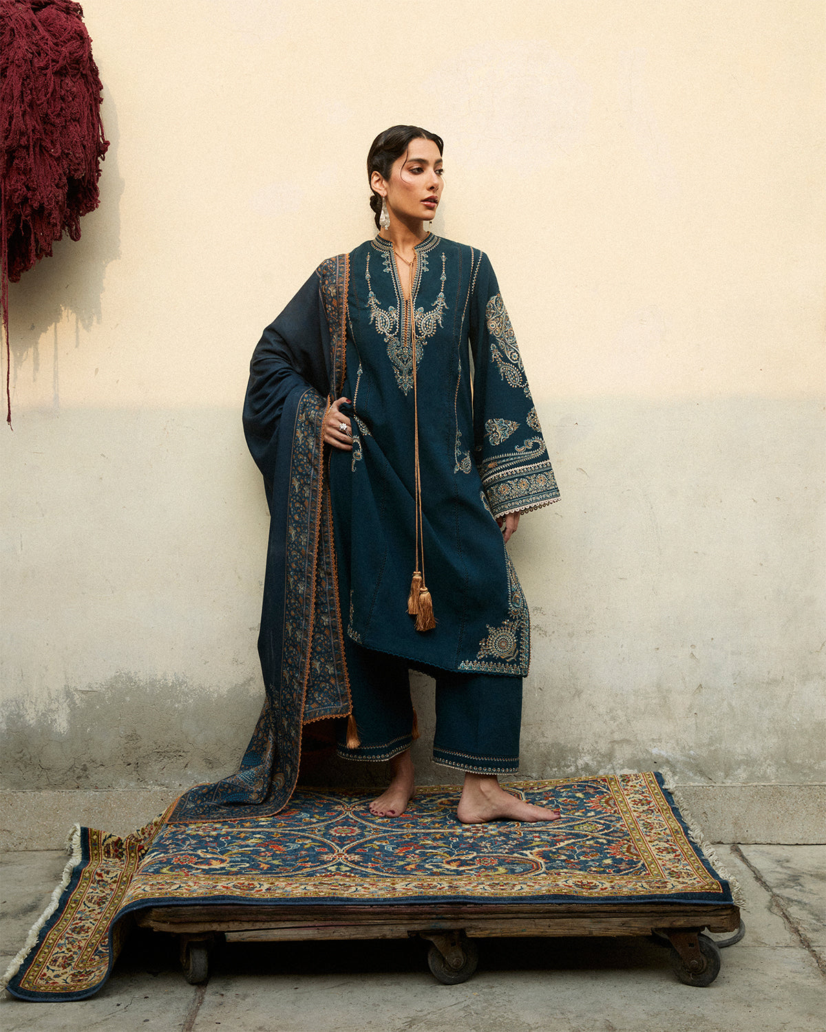 Jugnu | Karandi 25 | Niva - by Libasekhas UK - Registered Vendor of : Jugnu - 100% Original Designer Dress