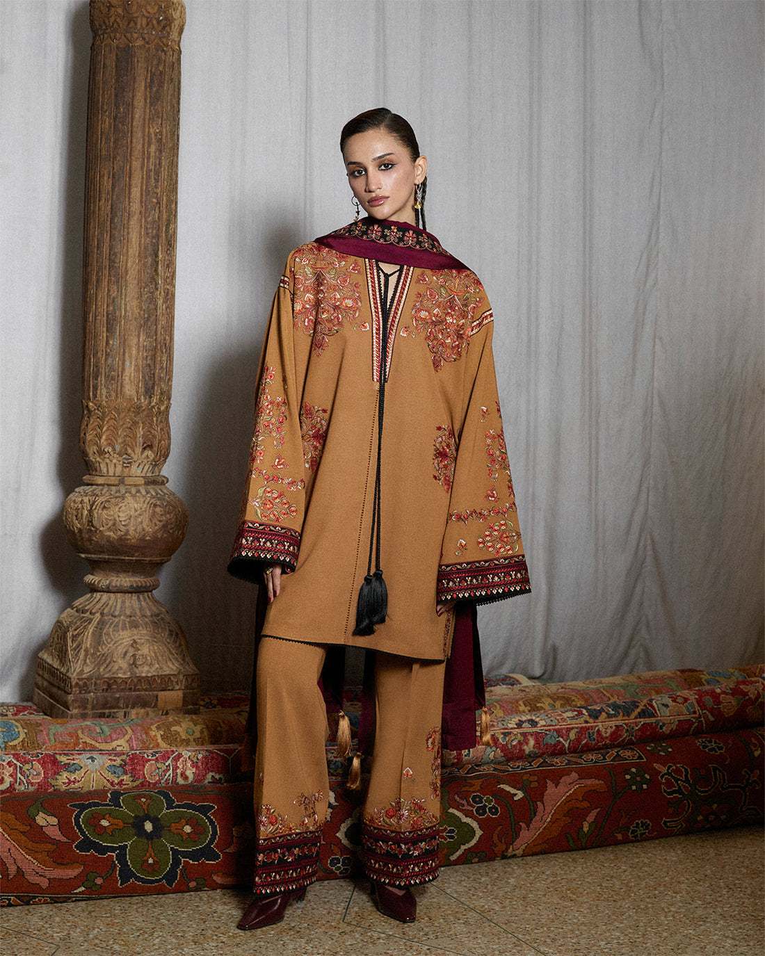 Jugnu | Karandi 25 | Zrov - by Libasekhas UK - Registered Vendor of : Jugnu - 100% Original Designer Dress