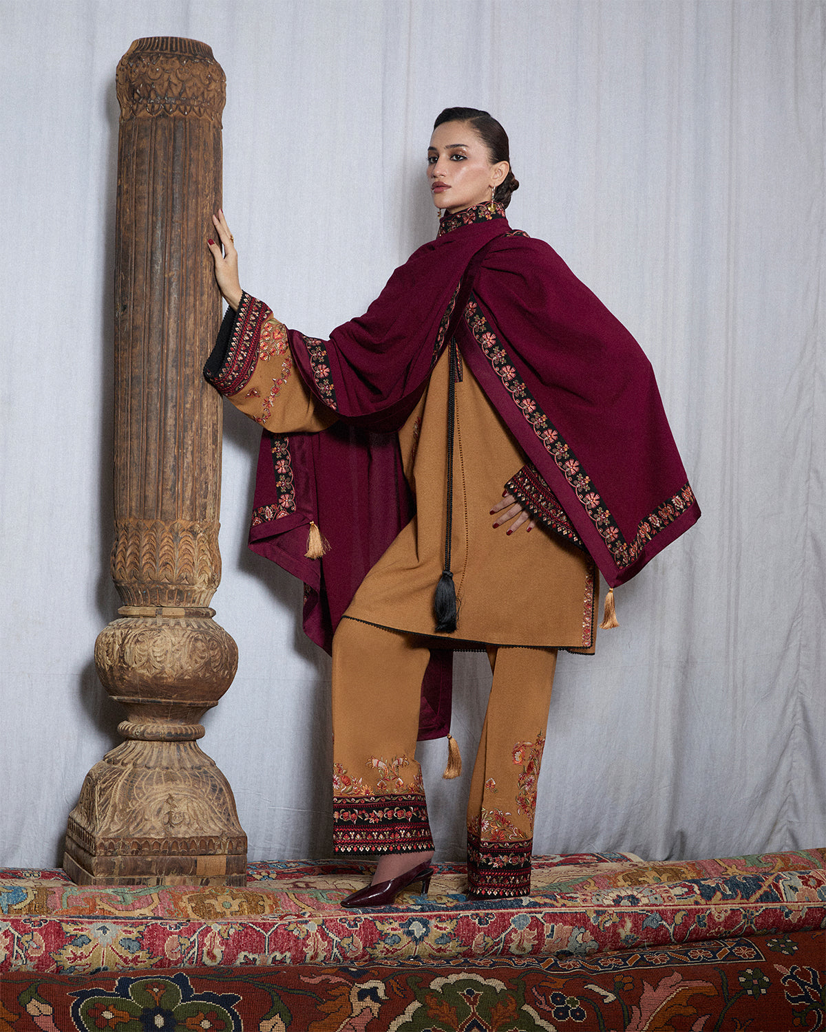Jugnu | Karandi 25 | Zrov - by Libasekhas UK - Registered Vendor of : Jugnu - 100% Original Designer Dress