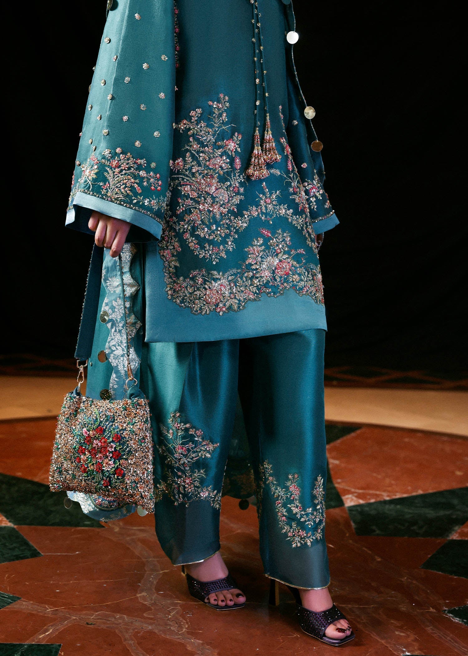 Hussain Rehar I The Scent Luxury Pret 25 I Verta - by Libasekhas UK - Registered Vendor of : Hussain Rehar - 100% Original Designer Dress