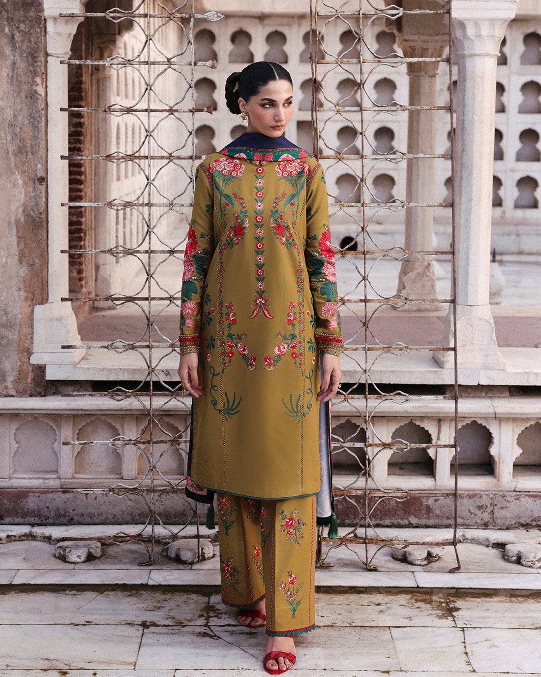Jugnu | Khaddar 25 | Mitra - by Libasekhas UK - Registered Vendor of : Jugnu - 100% Original Designer Dress