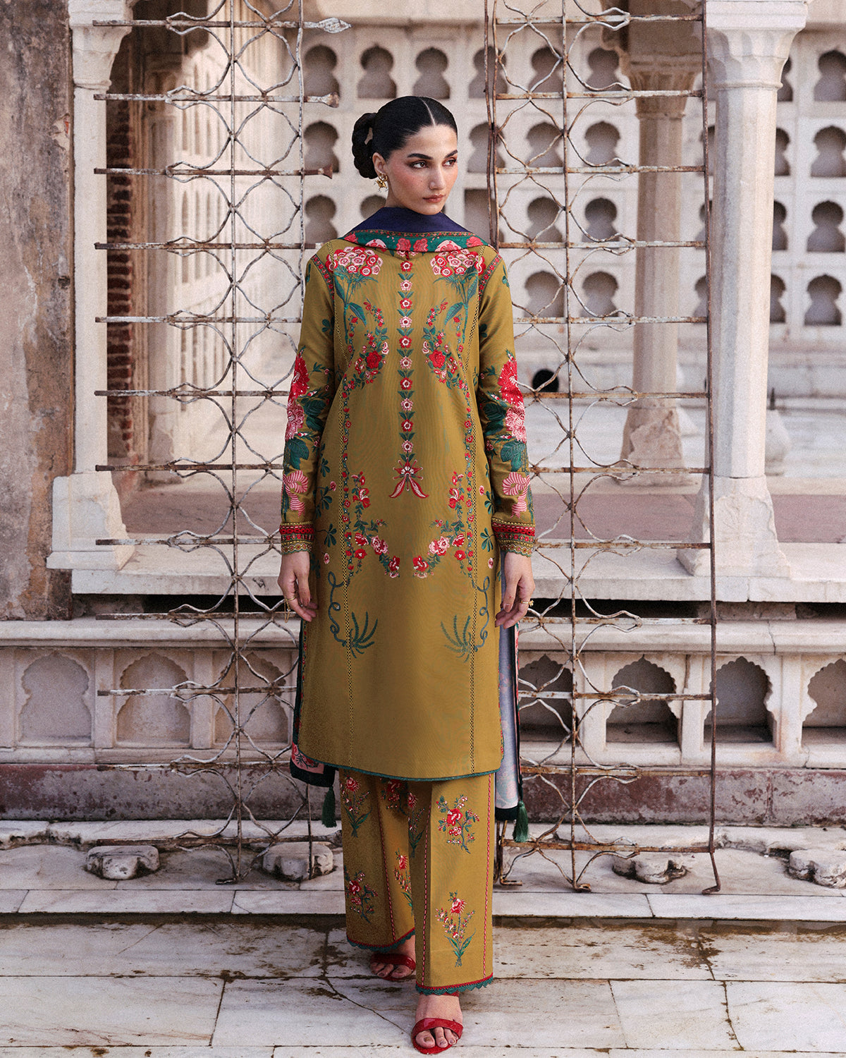 Jugnu | Khaddar 25 | Mitra - by Libasekhas UK - Registered Vendor of : Jugnu - 100% Original Designer Dress