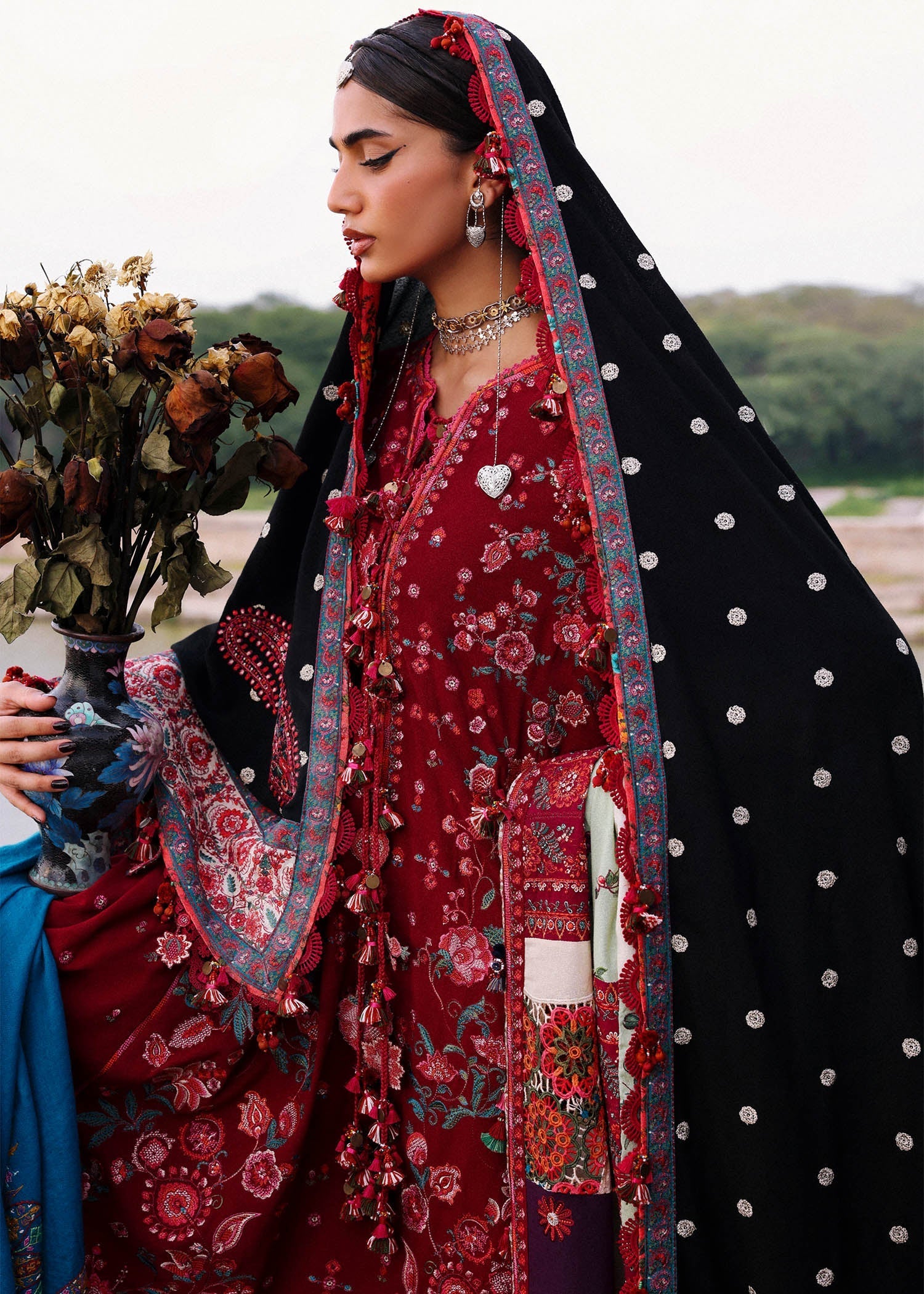 Hussain Rehar | Karandi 25 | Pankhuri - by Libasekhas UK - Registered Vendor of : Hussain Rehar - 100% Original Designer Dress