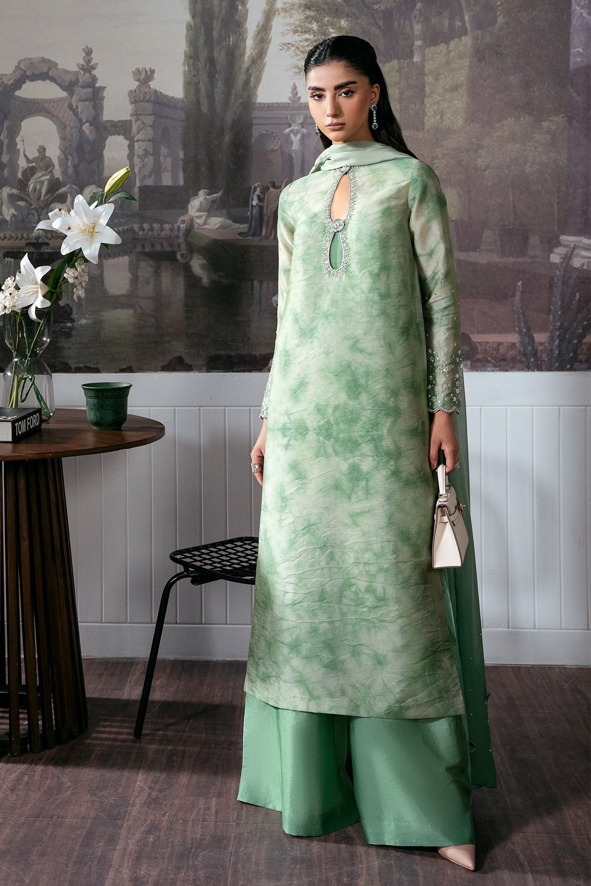 Mina Kashif | Loona Luxe Formals | Noira - by Libasekhas - Registered Vendor of : Mina Kashif - 100% Original Designer Dress