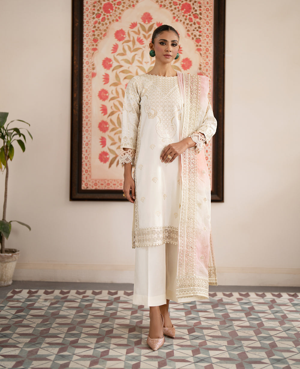 Xenia Formals | Ready To Wear Dresses | MANOA - by - Libasekhas UK - Registered Vendor of : Xenia Formals - 100% Original Designer Dresss