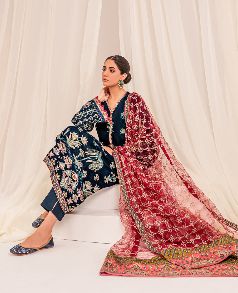 Xenia Formals | Ready To Wear Dresses | HAYAT - by - Libasekhas UK - Registered Vendor of : Xenia Formal - 100% Original Designer Dresss