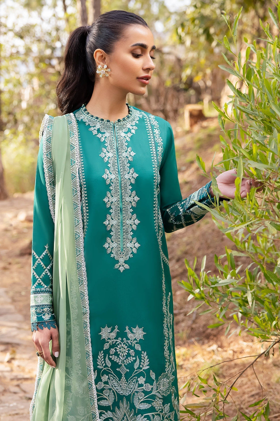 Zaha | Lawn 24 | VEJAH (ZL24-11 B) - by - Libasekhas UK - Registered Vendor of : Zaha - 100% Original Designer Dresss