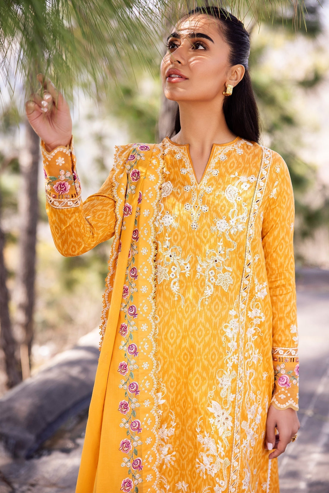 Zaha | Lawn 24 | NARINA (ZL24-15 A) - by - Libasekhas UK - Registered Vendor of : Zaha - 100% Original Designer Dresss