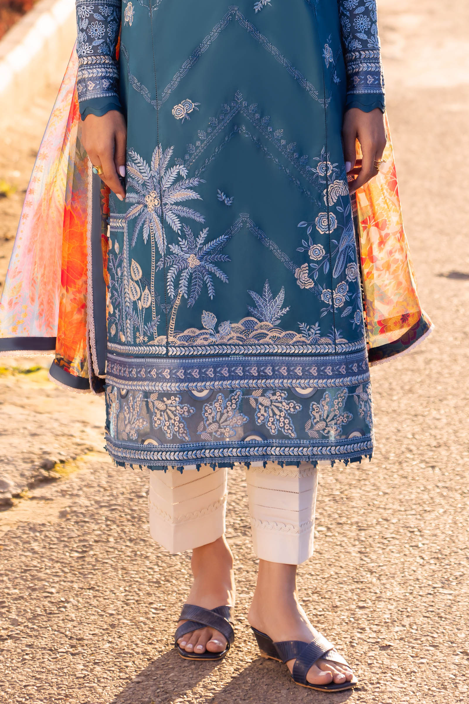 Zaha | Lawn 24 | EIRA (ZL24-05 B) - by - Libasekhas UK - Registered Vendor of : Zaha - 100% Original Designer Dresss