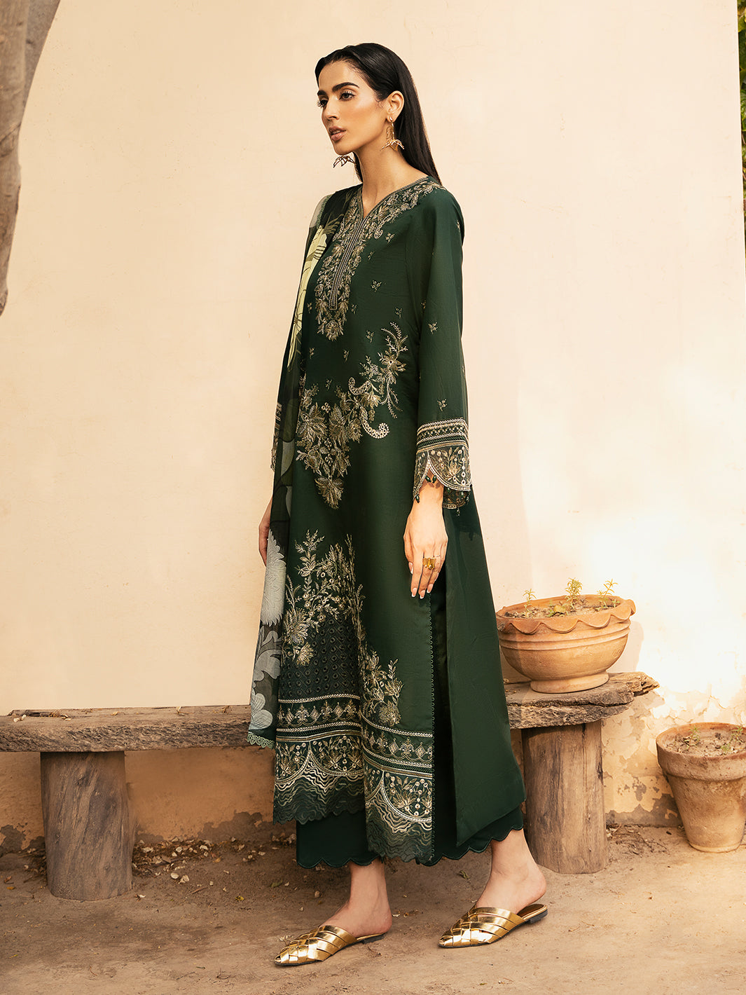Izel | Dastak Luxury Lawn | ZAIB - by - Libasekhas UK - Registered Vendor of : Izel - 100% Original Designer Dresss