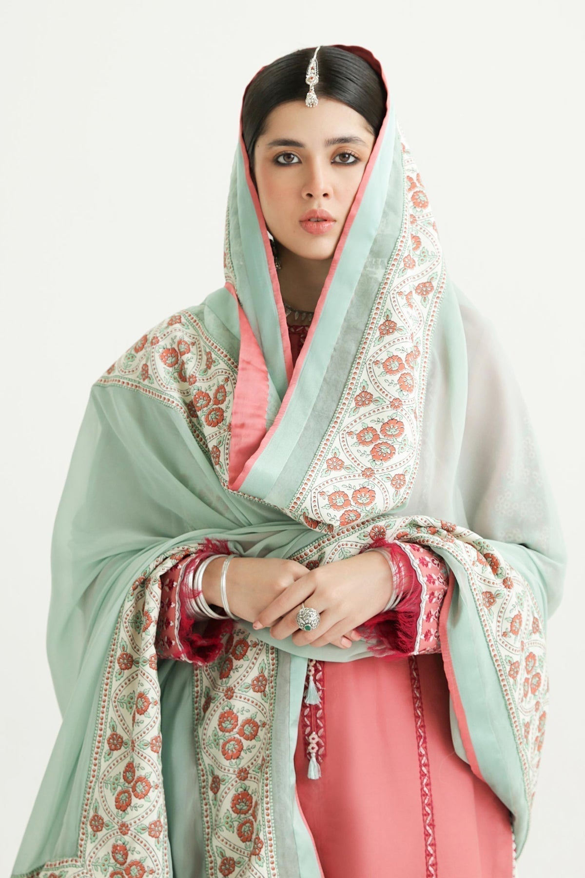 Zara Shahjahan | Luxury Lawn 24 | SANDAL-10B - by - Libasekhas UK - Registered Vendor of : Zara Shahjahan - 100% Original Designer Dresss