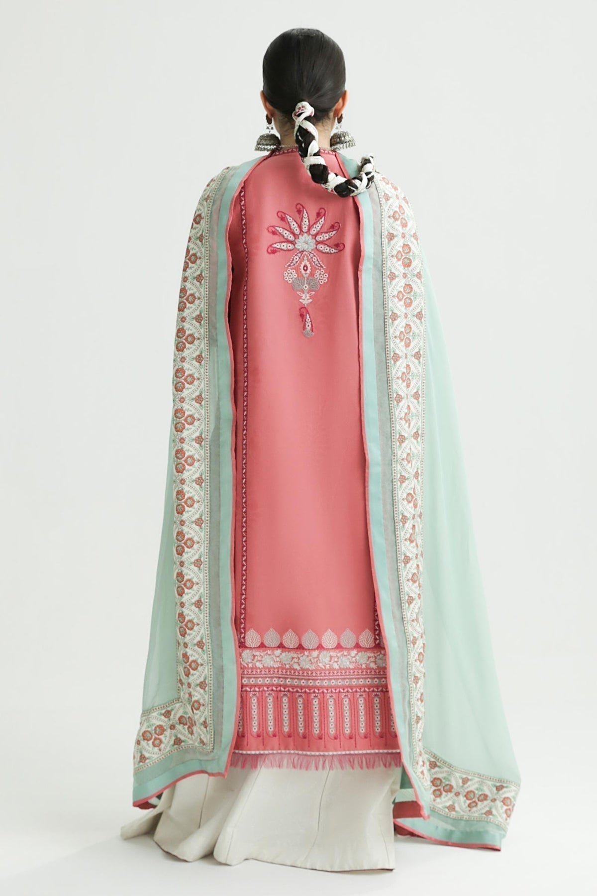 Zara Shahjahan | Luxury Lawn 24 | SANDAL-10B - by - Libasekhas UK - Registered Vendor of : Zara Shahjahan - 100% Original Designer Dresss