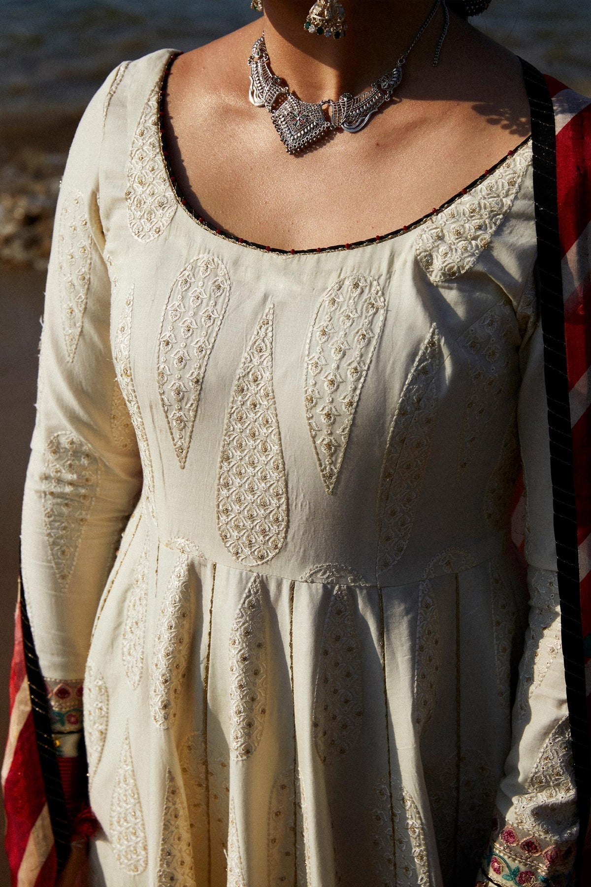 Zara Shahjahan | Luxury Lawn 24 | AAINA-8A - by - Libasekhas UK - Registered Vendor of : Zara Shahjahan - 100% Original Designer Dresss