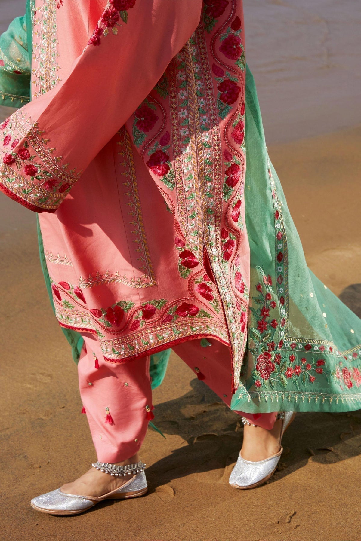 Zara Shahjahan | Luxury Lawn 24 | JIYA-6A - by - Libasekhas UK - Registered Vendor of : Zara Shahjahan - 100% Original Designer Dresss