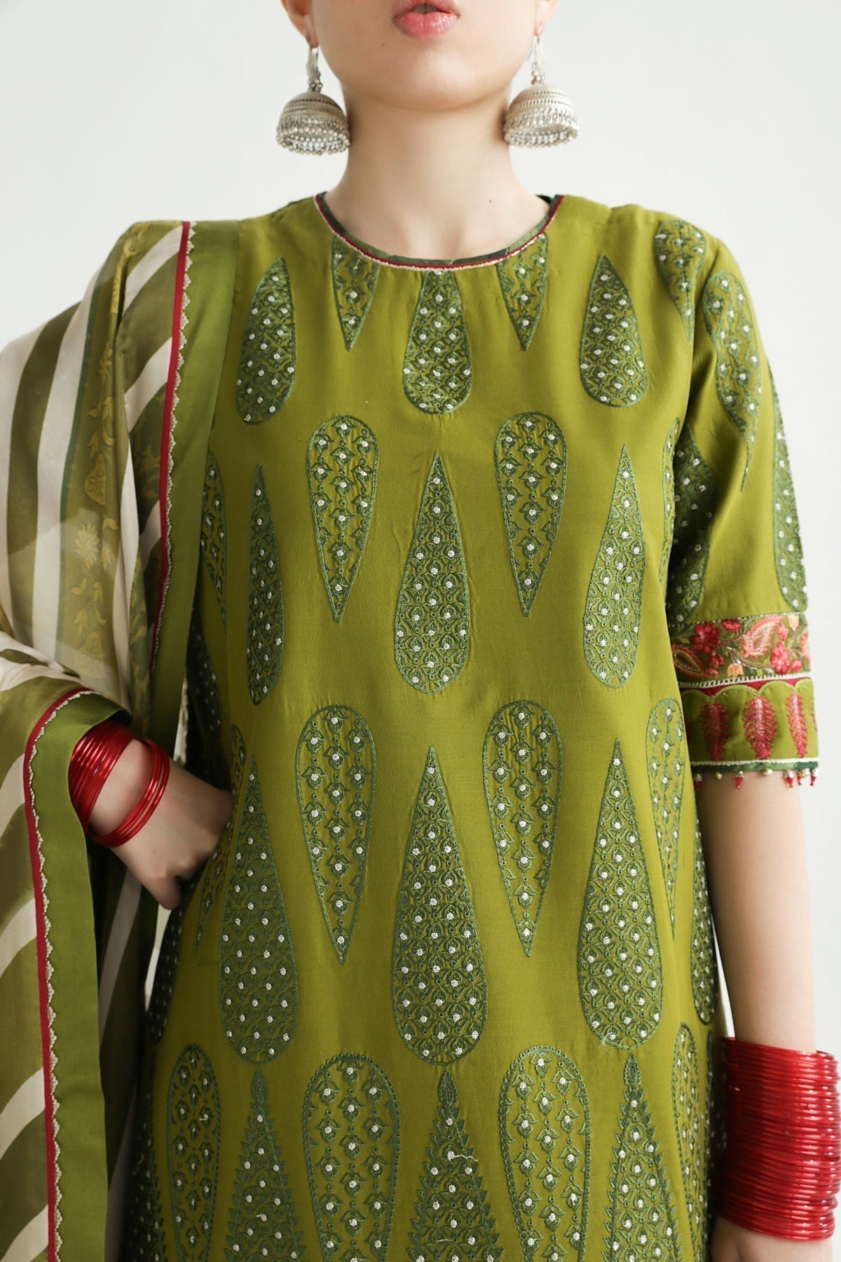 Zara Shahjahan | Luxury Lawn 24 | AAINA-8B - by - Libasekhas UK - Registered Vendor of : Zara Sahjahan - 100% Original Designer Dresss