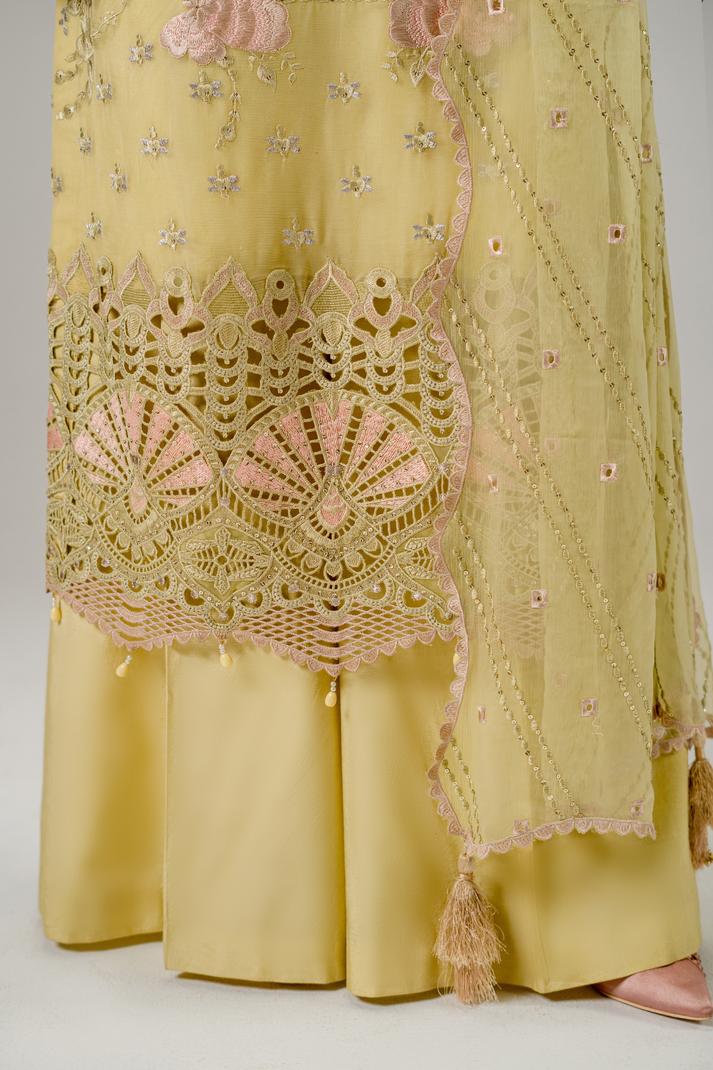 Zebtan | Aura Formals | AR-03 - by - Libasekhas UK - Registered Vendor of : Zebtan - 100% Original Designer Dresss